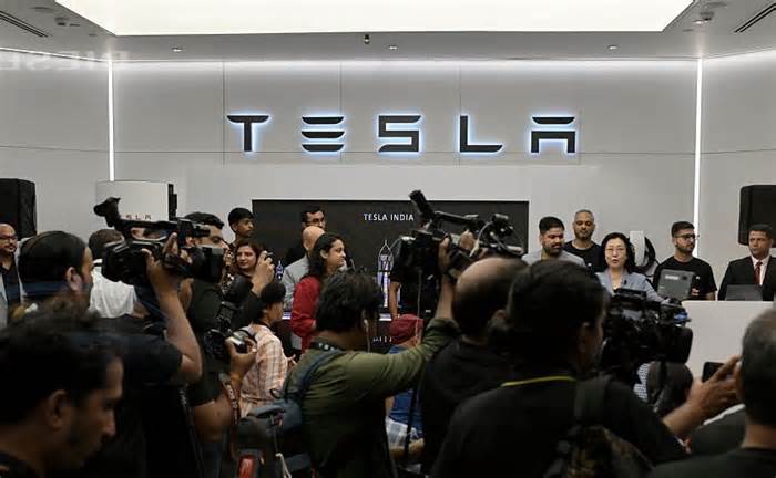 Tesla Enters India at Last, Navigating High Tariffs and Trade Tensions