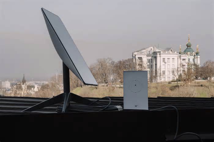 Satellite internet provider Starlink is down (Update: now 'mostly recovered')