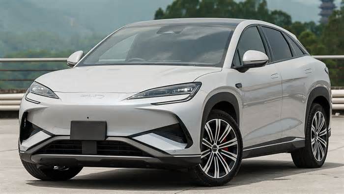 3 reasons why the BYD Sealion 7 might be Tesla Model Y’s biggest threat