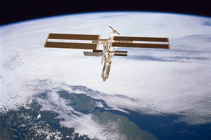 UPDATED: UND to deploy two satellites from SpaceX rocket, first satellites commissioned in North Dakota