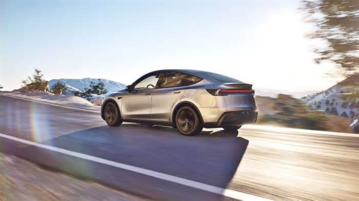 My Tesla Model Y Long Range Is Lying to Me, I Just Got Back From a Long Trip and My Odometer Is Reporting About 600 Miles More Than I Actually Drove