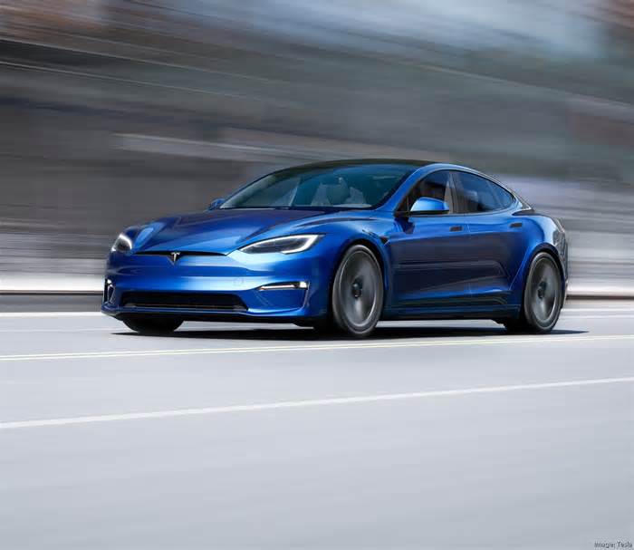 Tesla eyes Tacoma property for sales and service center