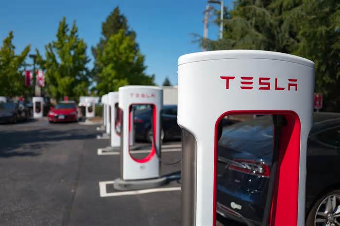 Earnings Preview: What To Expect From Tesla