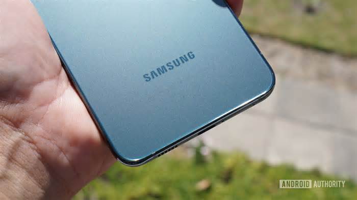 Galaxy S25's colors don't appear as 'Sparkling' as their names suggest