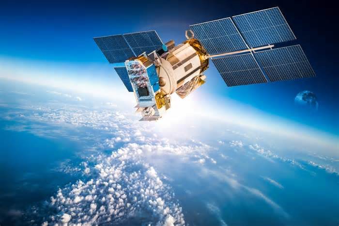 Bharti Enterprises’ Space Arm To Invest INR 313 Cr In Eutelsat