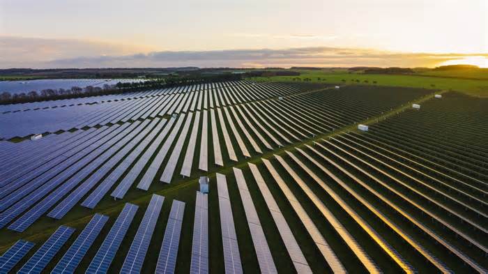 This Project Could Help Solve California's Biggest Solar Problem — And Set A New Record