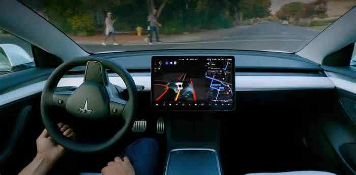 Tesla pushes end-to-end neural networks for highway driving, but only for newer vehicles