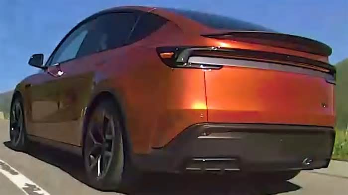 Model Y Performance This Way Comes