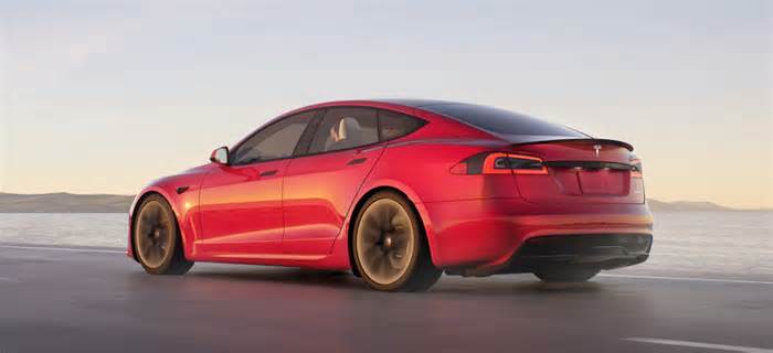 Tesla Brings Back Free Lifetime Supercharging On Model S For Limited Time