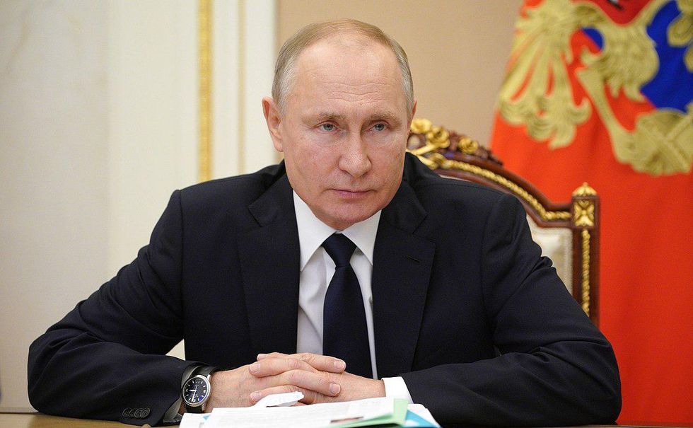 Trump's billionaire pals are learning the same lesson Putin learned