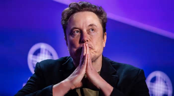 Social Media Is Destroying Elon Musk After One Of His Tesla Vehicles Nearly Killed An NFL Star And His Family