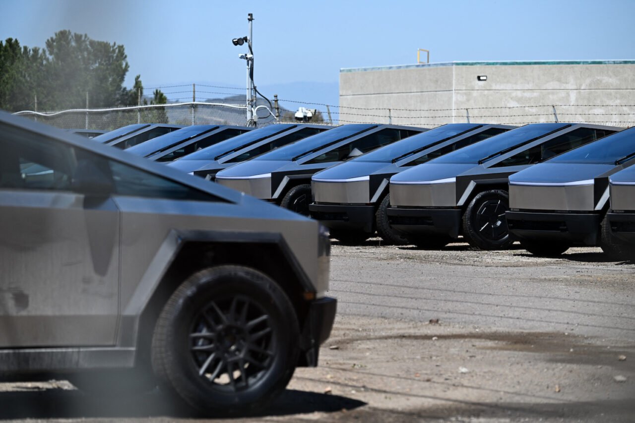 Tesla Recalls Thousands More Cybertrucks, Is Bad at Gluing Things