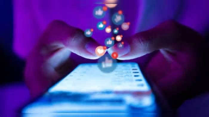 Japan's 'Twitter Killer' Executed: Murdered 9 After Their Social Media Posts, Then Chopped Them