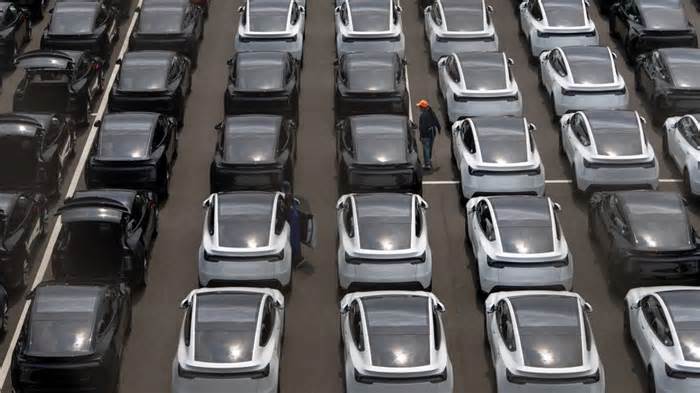 On Tesla’s earnings call, no one wanted to talk about… Tesla’s earnings