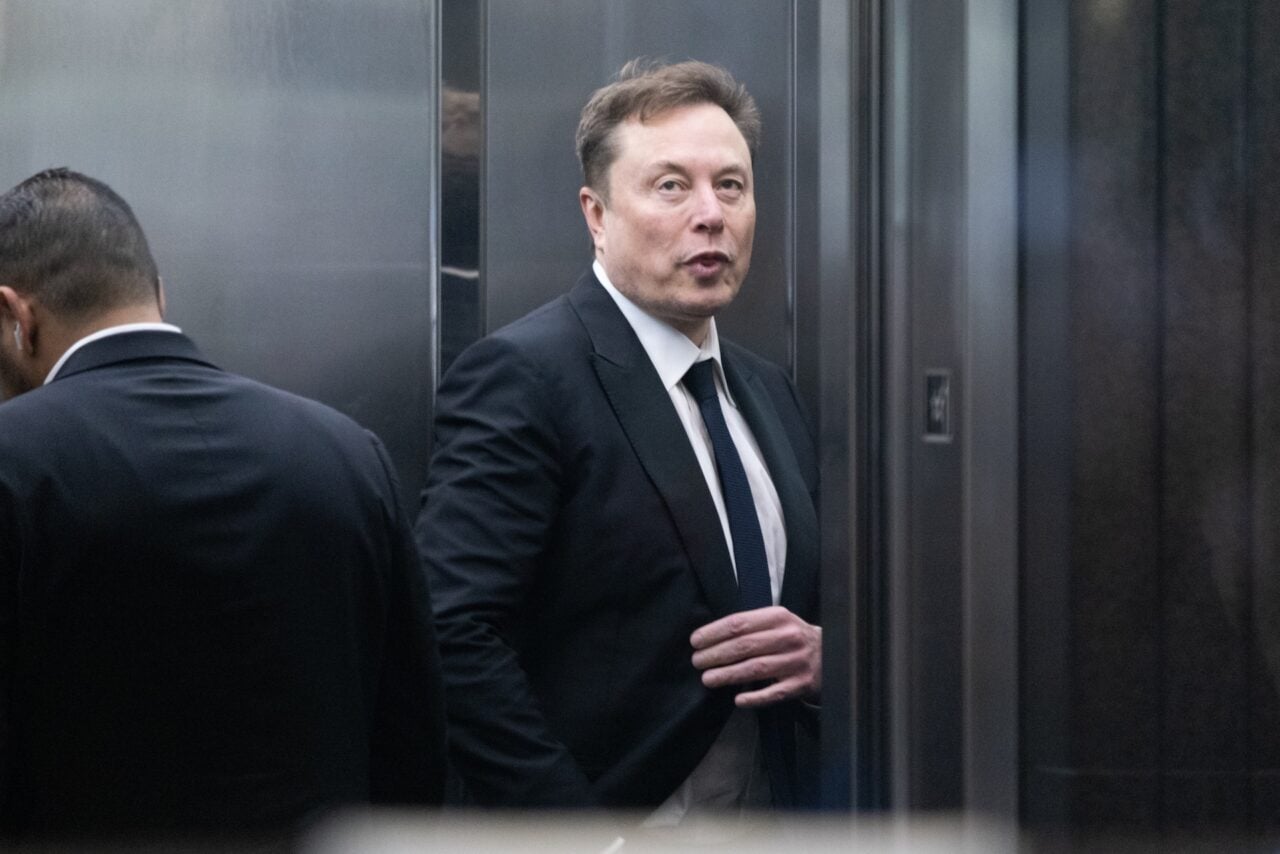 Elon Musk and Tim Cook Will Travel to China With Trump: Report