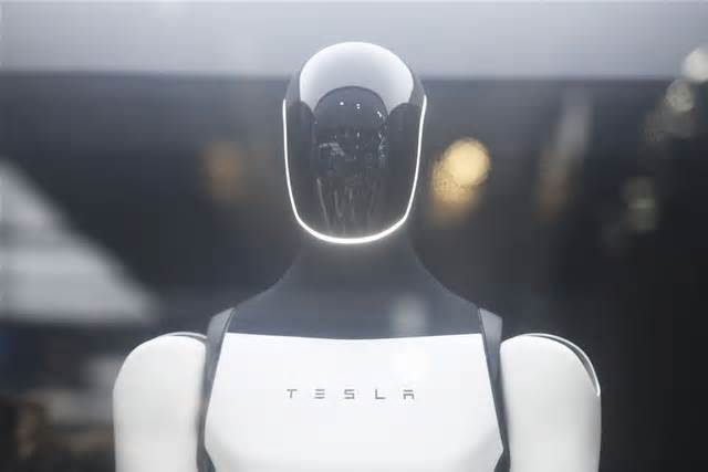 Tesla's Optimus sees with Samsung eyes in expanding AI hardware pact