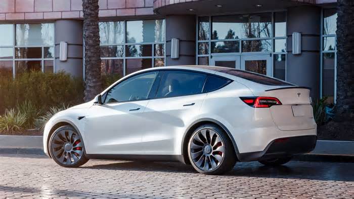 Tesla Model Y Inches Closer to Dethroning Ford F-150 As U.S.' Best-Selling Vehicle