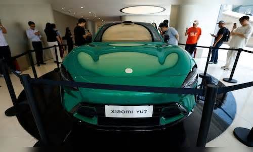 Xiaomi's latest electric SUV YU7 gets 200,000 orders within 3 minutes; shares surge