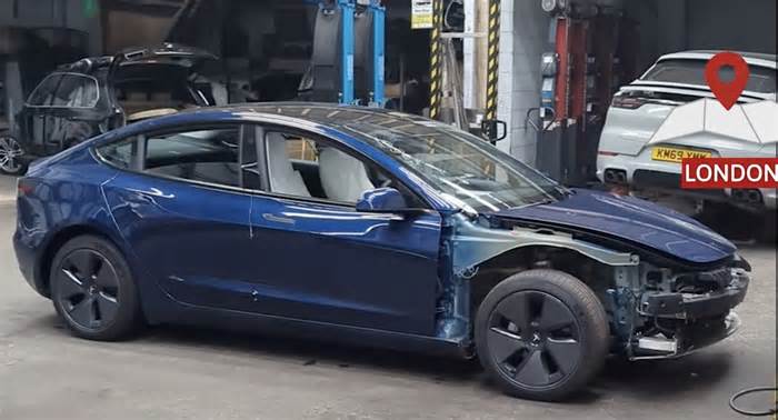 Tesla Model 3 Goes Crazy, Almost Runs Over a Pedestrian. The New Owner Finds the Footage