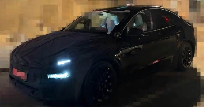 Tesla Model Y 'Juniper' facelift spy shots reveal different look to Model 3