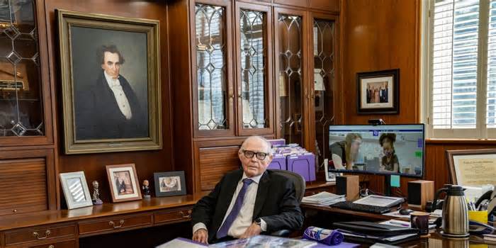 SFA announces death of former university president Dr. William R. Johnson