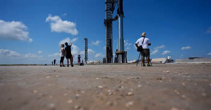 Live Updates: SpaceX Prepares for Launch and Landing of Starship Rocket