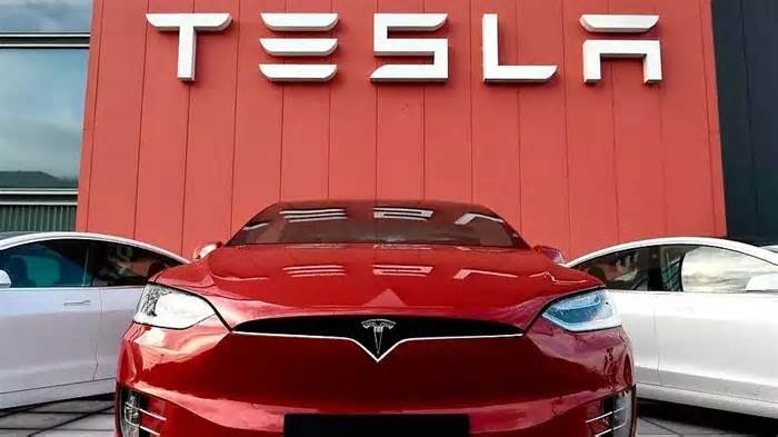 Tesla’s Big Bang Entry: Mumbai Showroom Opens Tomorrow, Car Prices To Start At ₹48 Lakh