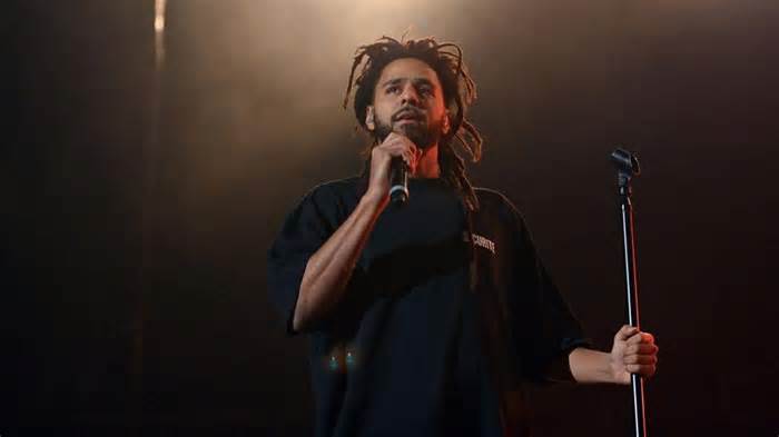 J. Cole Finally Breaks Silence on Drake-Kendrick Lamar Feud With New Track, and Black Twitter Has Some Thoughts