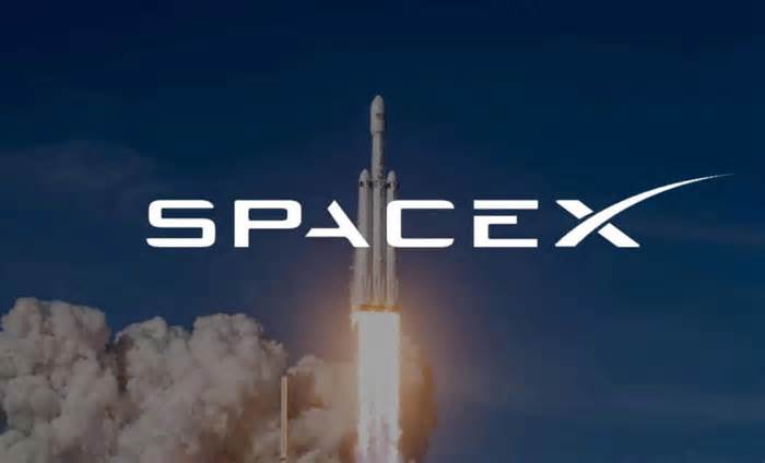 SpaceX Plans to Launch 5 Uncrewed Starships to Mars within Two Years