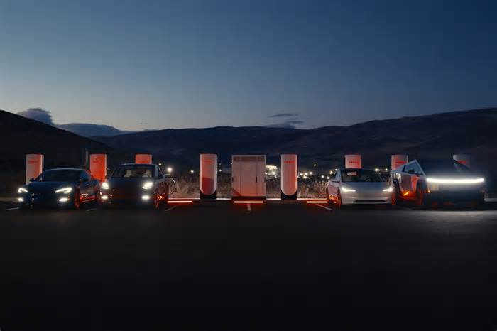 Tesla increases Supercharger charging capacity to up to 500 kW