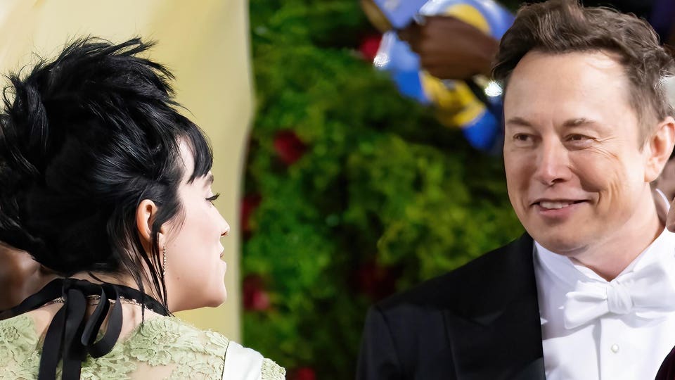 Elon Musk Says Billie Eilish Is ‘Not The Sharpest’ As Feud Erupts Online