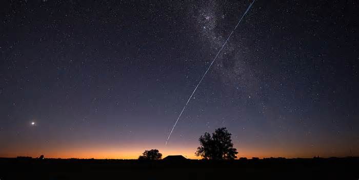 Oh Great, Starlink Might Be Blocking Signals That Are Basically From the Dawn of Time