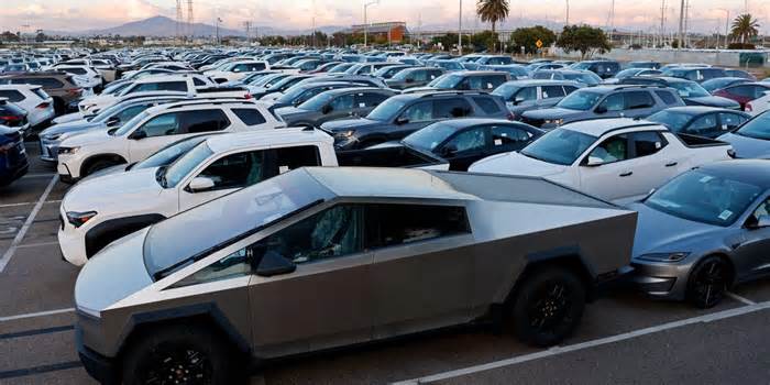 Tesla and Ford are racing to sell more EVs before the Big Beautiful Bill kills the $7,500 tax credit