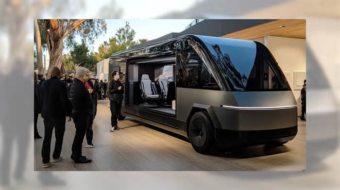 Fact Check: No, Elon Musk Didn't Announce 'Tesla 2025 Motorhome' for Under $17K