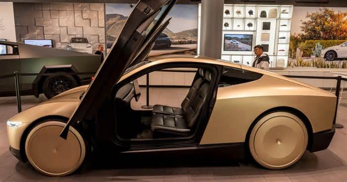 Musk touts driverless Tesla test ahead of Austin robotaxi launch