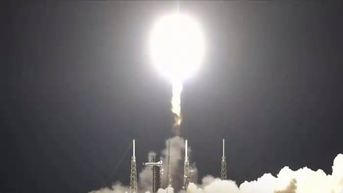 WATCH: SpaceX rocket sends Starlink satellites into orbit from Florida