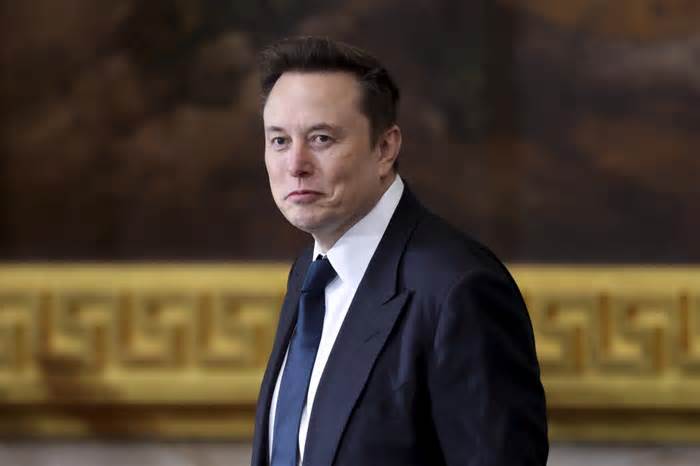 Elon Musk clashes with OpenAI CEO over Trump-supported Stargate AI data center project