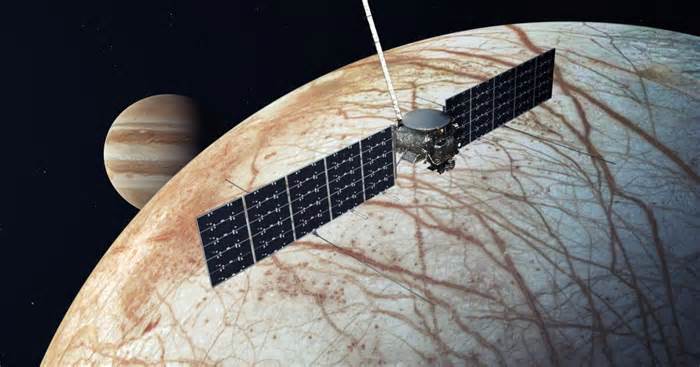 NASA’s Europa Clipper launches aboard SpaceX rocket, bound for Jupiter’s icy ocean moon