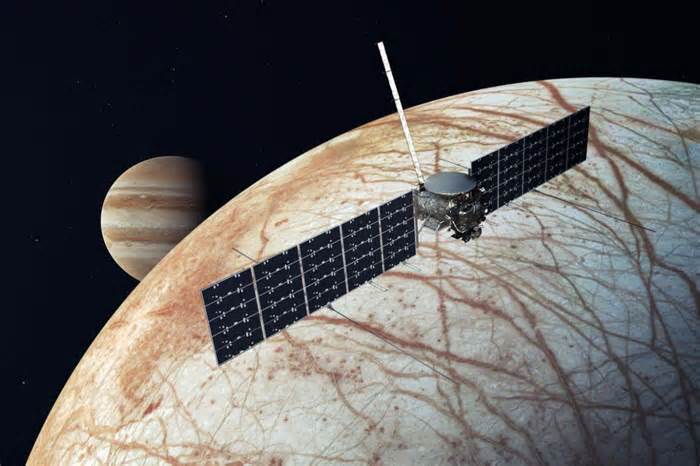 NASA set to launch Europa Clipper probe to search for signs of life