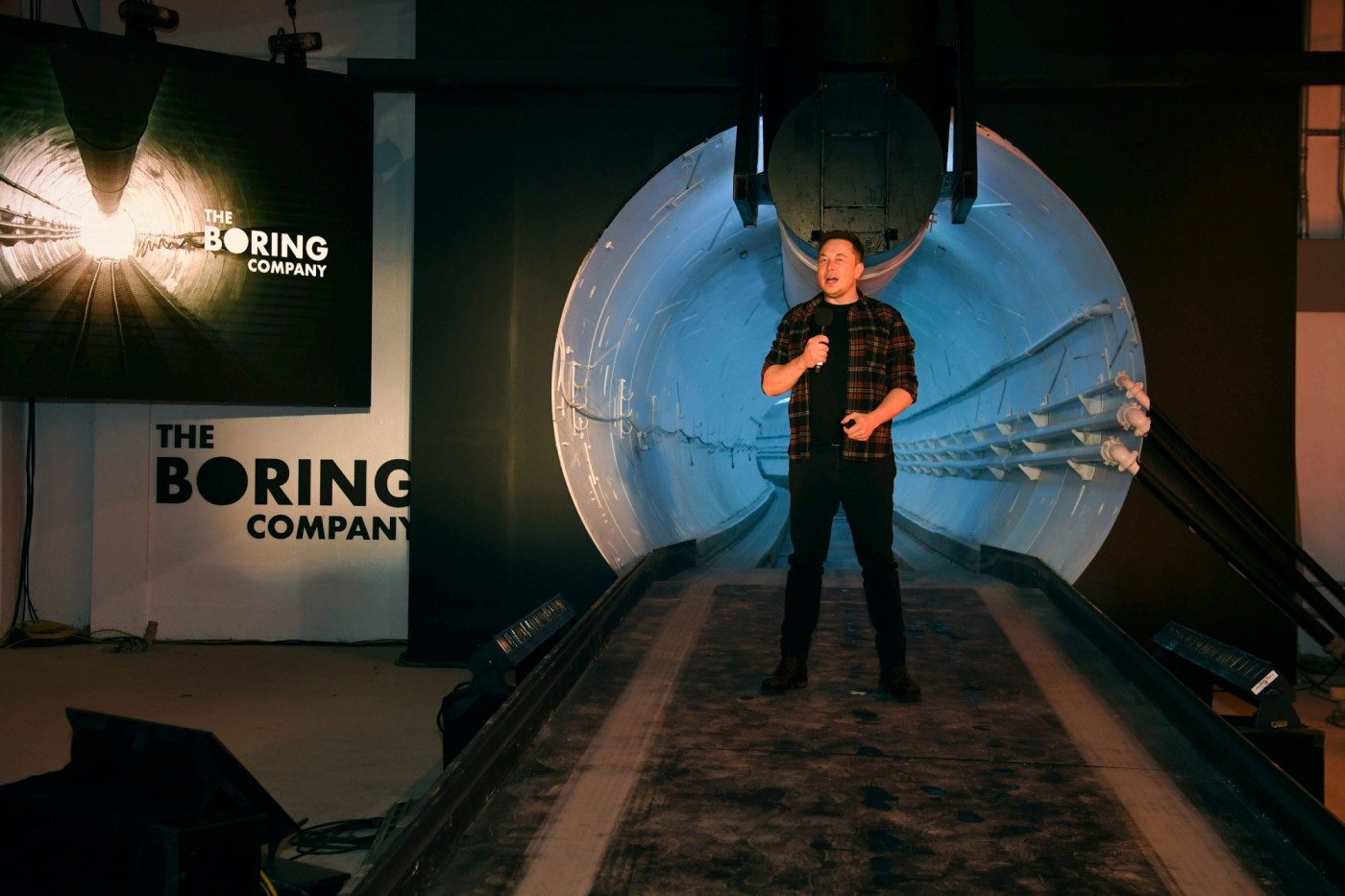 Elon Musk’s tunneling company tapped to link Universal parks in Florida