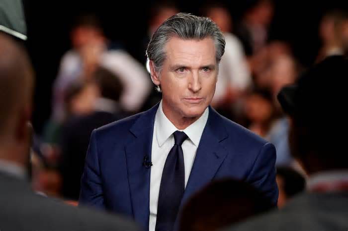 Gavin Newsom signs AI bills aimed at fighting election deepfakes like those spread by Elon Musk