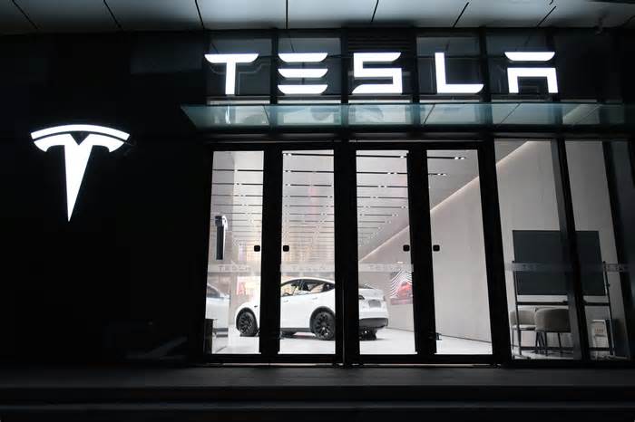 Tesla Surpasses Market Expectations with Strong Third-Quarter Performance