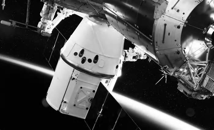 SpaceX Successfully Launches 24 Starlink Satellites in Thursday Night Mission