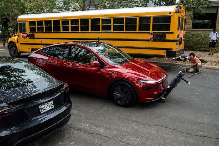 Tesla's robotaxi peppered with driving mistakes in Texas tests