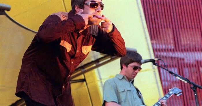 On tour bust-ups and Saturday Night Live flops...Oasis' rocky relationship with the USA