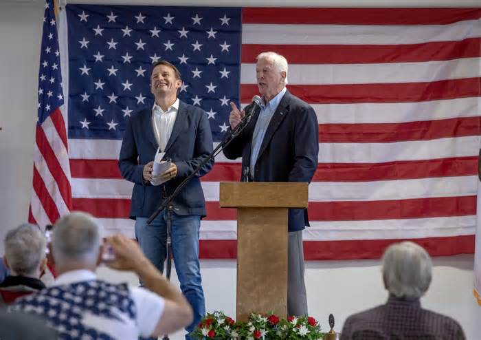 Crozier, who sacrificed to protect his sailors, calls on others to help veterans in Santa Rosa speech