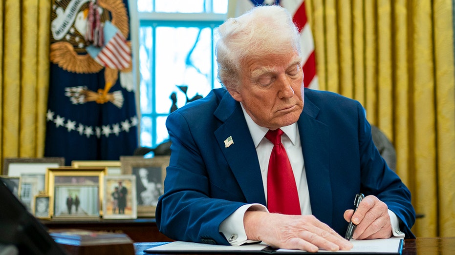 Trump signs executive order to harness AI in fight against childhood cancers