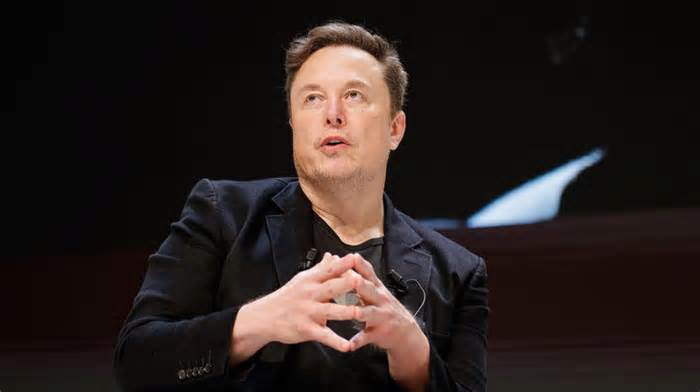 Elon Musk Could Soon Become The World's First Trillionaire And That Sucks