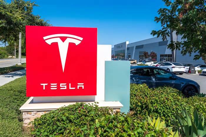 Tesla to debut robotaxi service in Austin, Texas on June 22