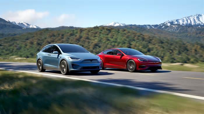 Tesla Launches Mildly-Refreshed Model S/X, the Biggest Change Is the $5,000 Price Hike